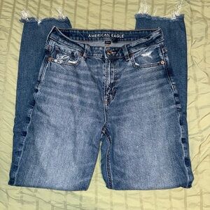 American Eagle Outfitters Mom Jeans